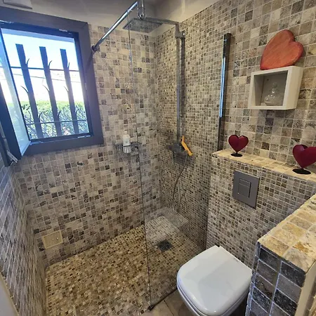 Вилла Avec Piscine, Climatisee, Wifi, A Pied